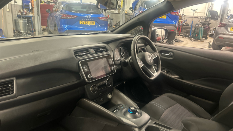 Nissan LEAF 110kW Acenta 39kWh 5dr Auto Electric Hatchback